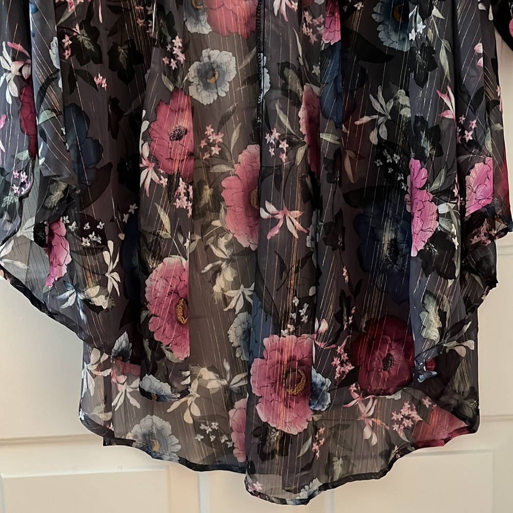 $FIRM$ NWT TORRID floral kimono  - Sold Out!  - Plus sized - Picture 3 of 12